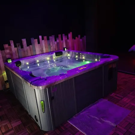 Jacuzzi Liefdeshotel *
